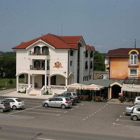 Hotel Villa Viktorija Μπάνια Λούκα Εξωτερικό φωτογραφία