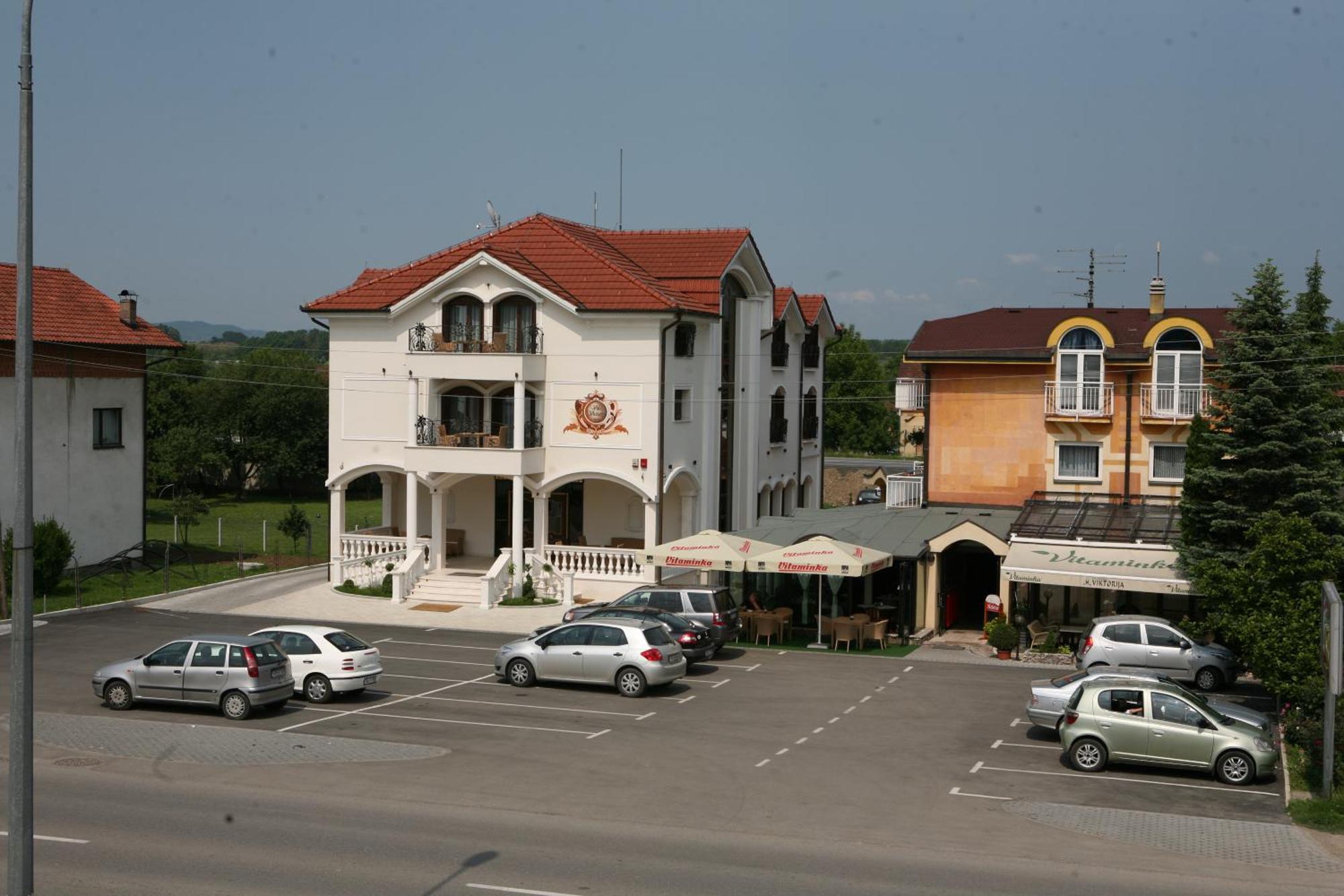 Hotel Villa Viktorija Μπάνια Λούκα Εξωτερικό φωτογραφία