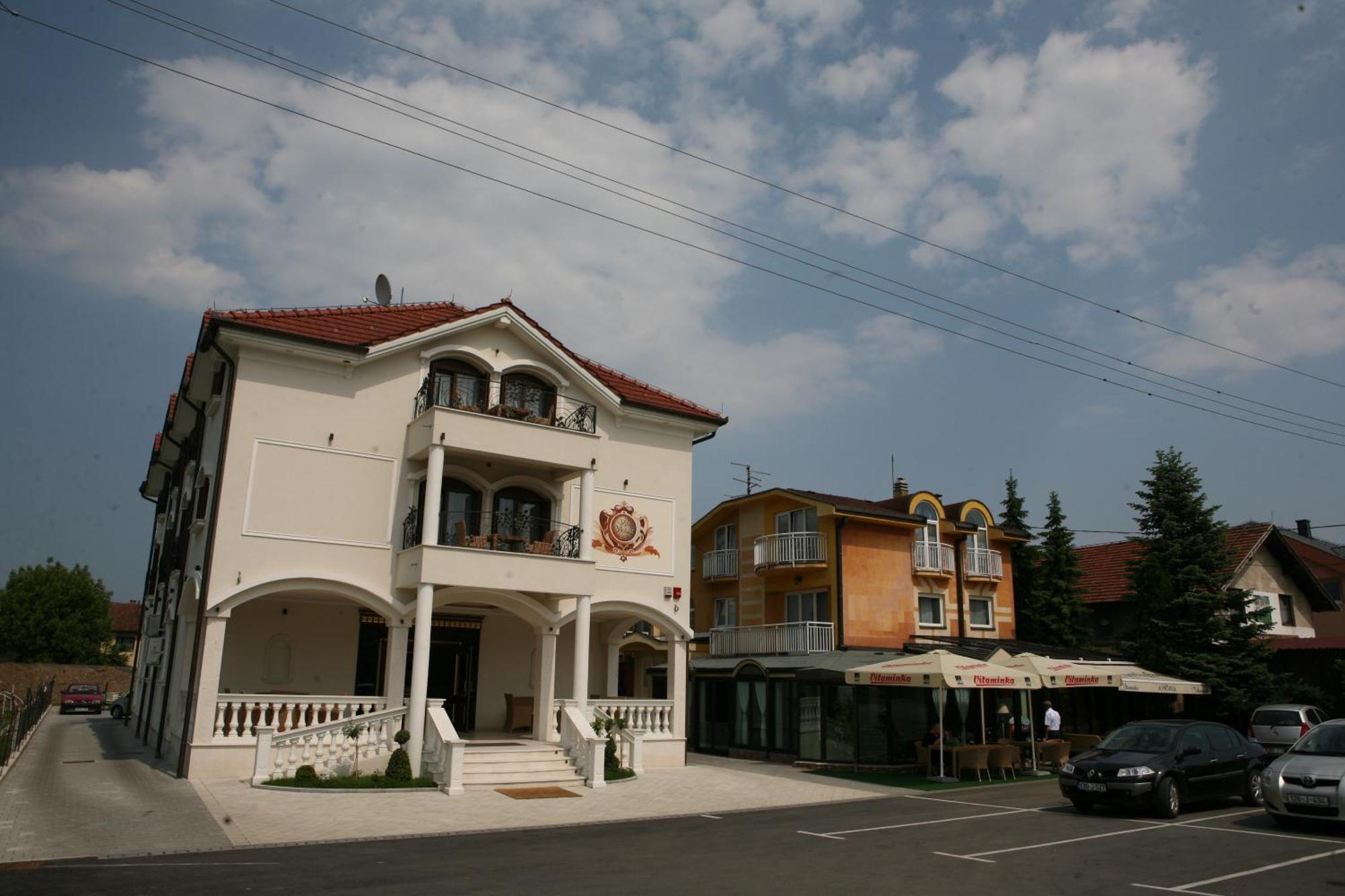 Hotel Villa Viktorija Μπάνια Λούκα Εξωτερικό φωτογραφία