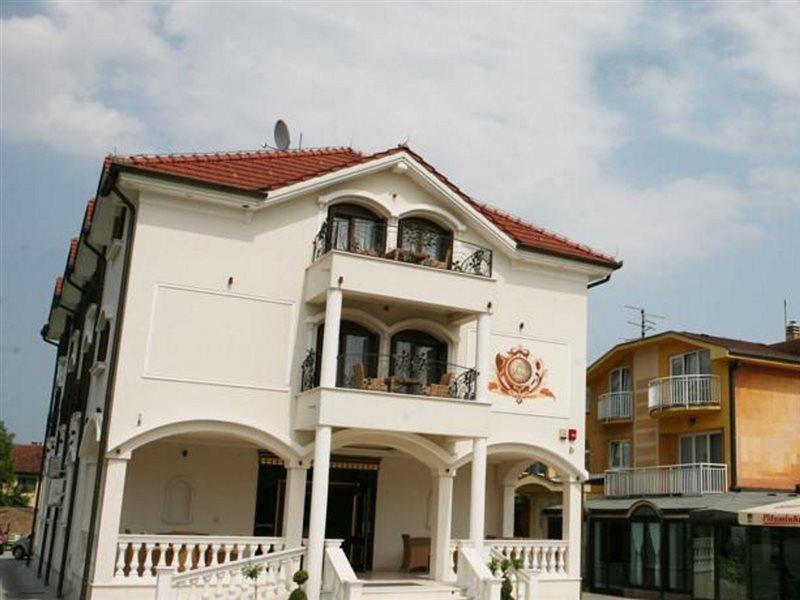 Hotel Villa Viktorija Μπάνια Λούκα Εξωτερικό φωτογραφία